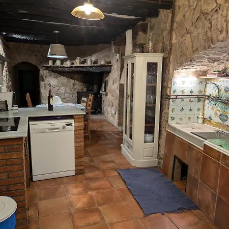 Masia Cal Millas - Turisme Rural 度假居 Castellfullit de Riubregos