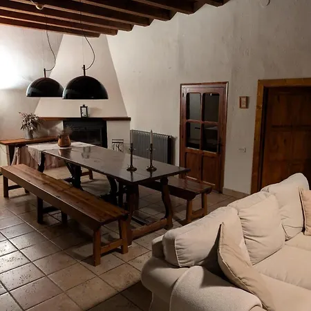 Masia Cal Millàs - Turisme Rural Casa de Férias *